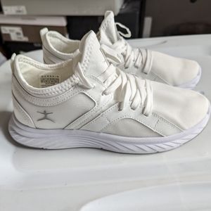 danskin  white Young Lady /Female shoes new size 8.5 Comfort Very Light.